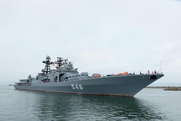 Trois navires militaires russes à Danang - ảnh 1